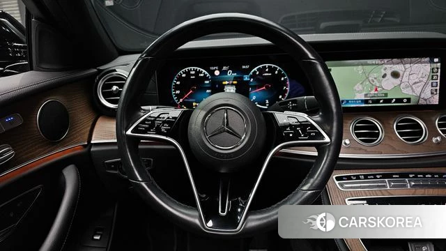 Mercedes-Benz E-Class W213 2021 Черный из Кореи, фото 4