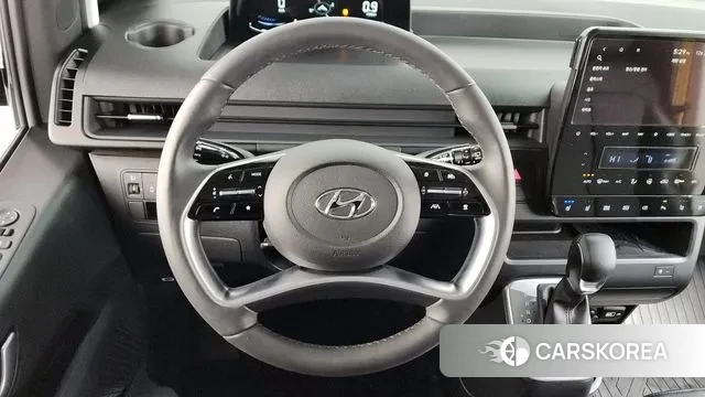 Hyundai Staria 2023 Черный из Кореи, фото 4