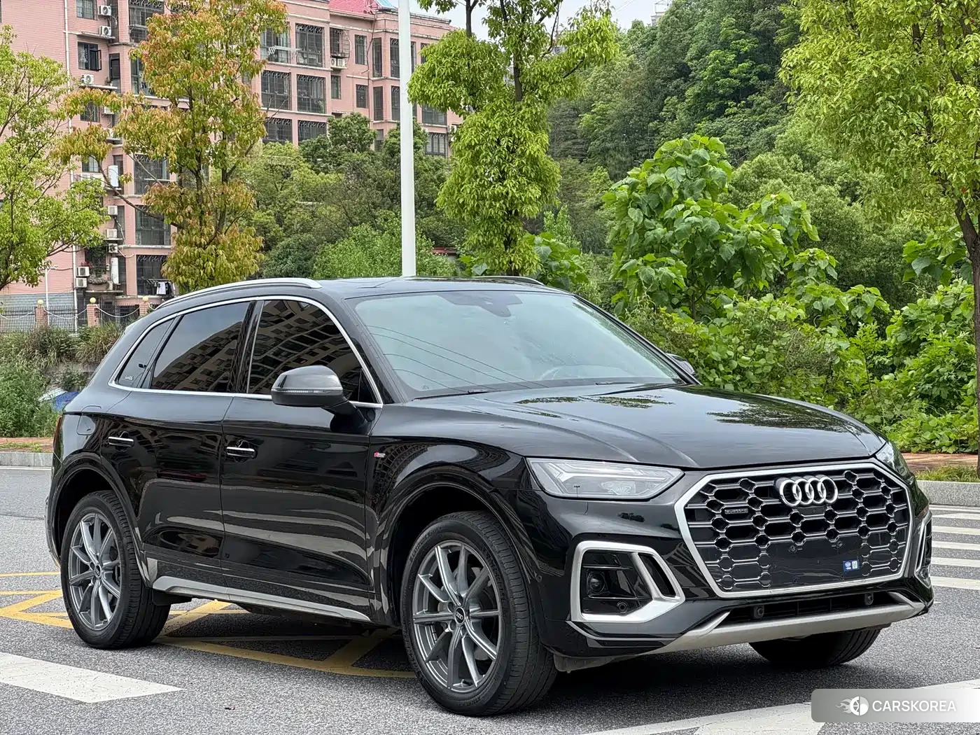 Audi Q5L 2023 Черный из Китая, фото 4
