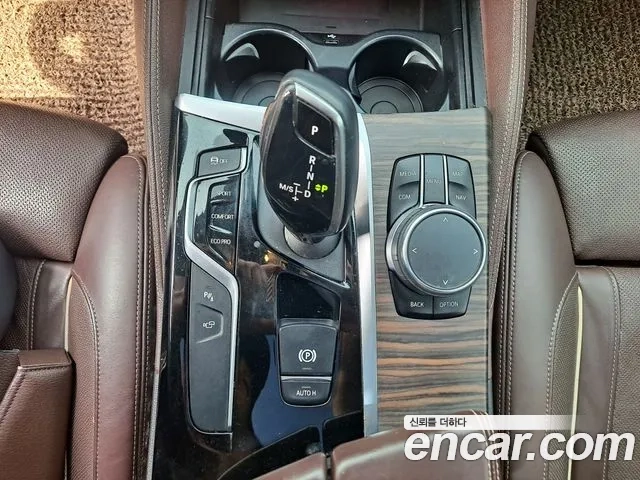 BMW 5 Series (G30) 2018 Небесно-голубой из Кореи, фото 4