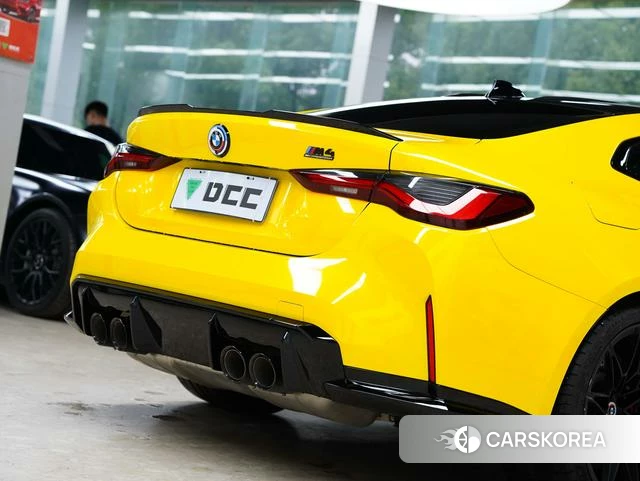 BMW M4 2023 Желтый из Китая, фото 4