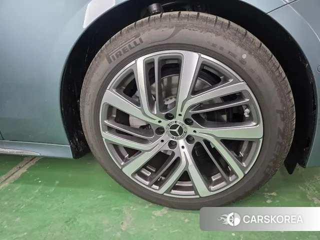 Mercedes-Benz E-Class W214 2025 Цвет галактики из Кореи, фото 4