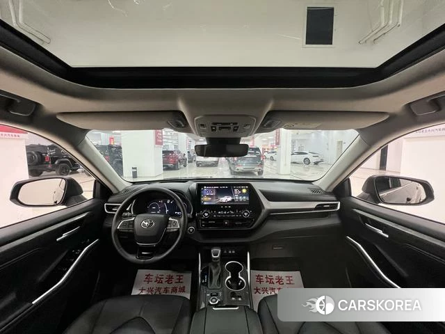 Toyota Highlander 2025 Черный из Китая, фото 4