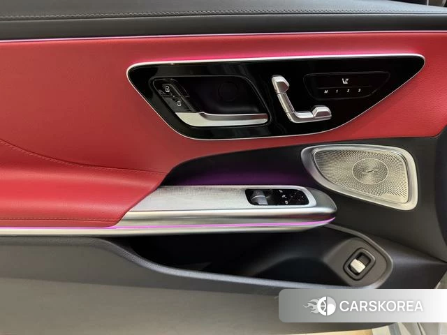 Mercedes-Benz CLE level 2025 Серебристо-серый из Китая, фото 4