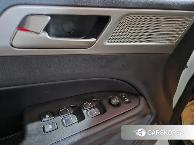 Ssangyong Rexton Sports 2018 Белый из Кореи, фото 4