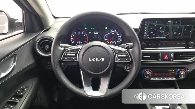 Kia The New K3 2nd generation 2022 Белый из Кореи, фото 4