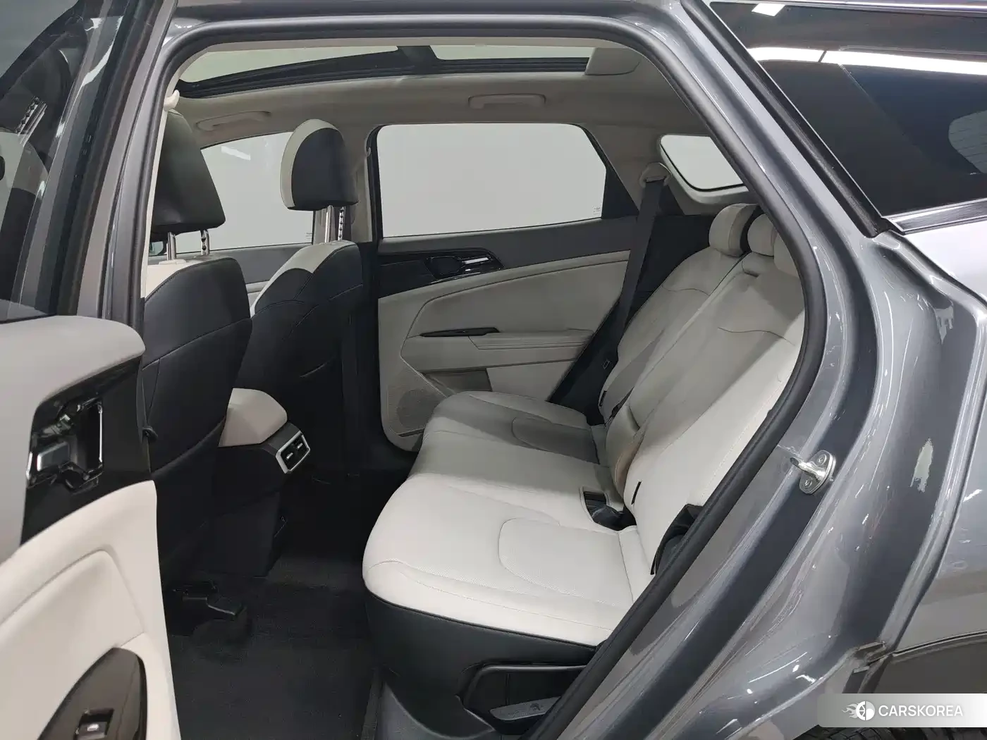 Kia Sportage 2026 Silver/gray из Китая, фото 4