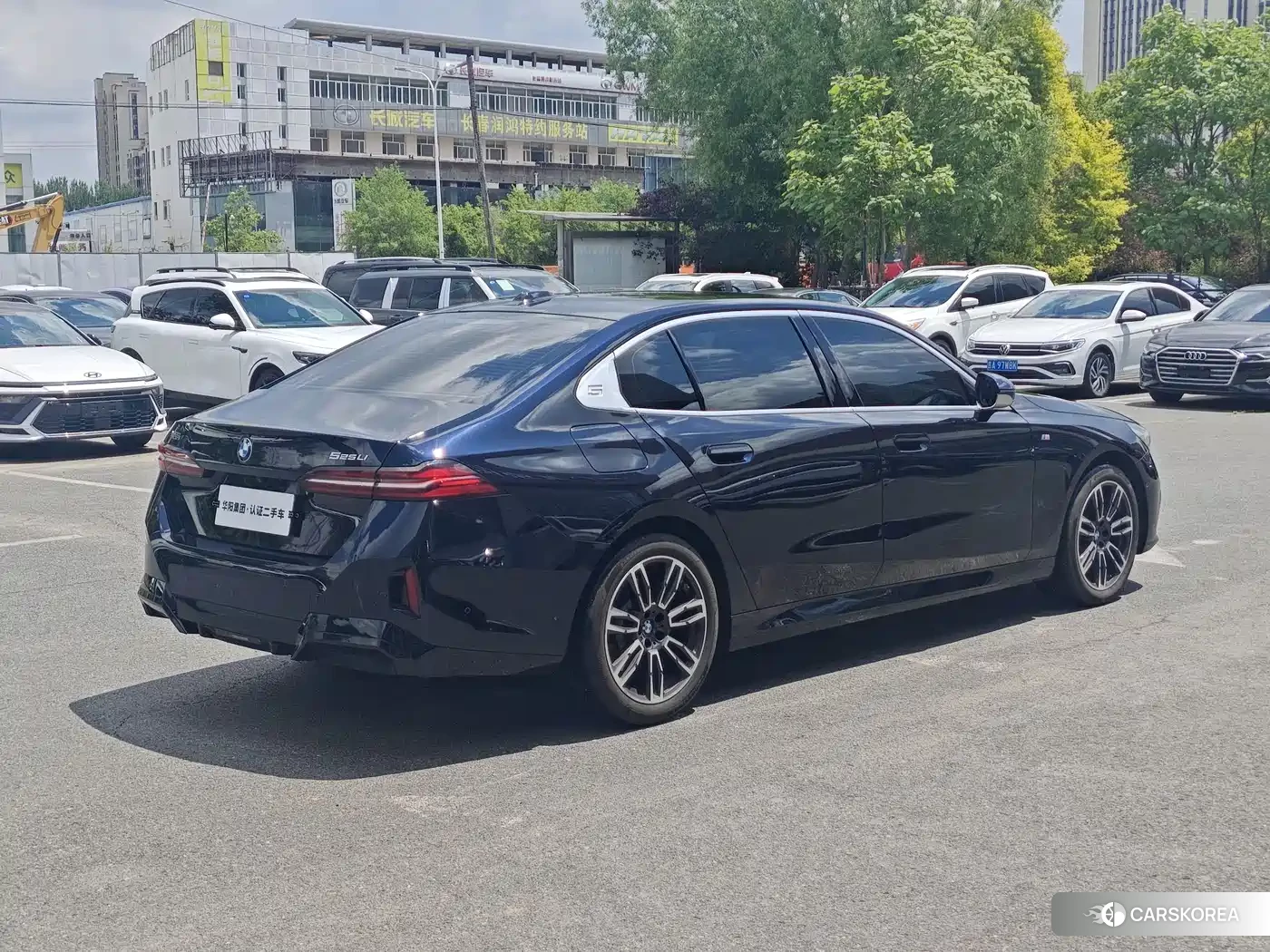 BMW 5 series 2024 Черный из Китая, фото 4