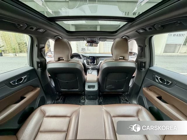 Volvo XC60 2020 Коричневый из Китая, фото 4