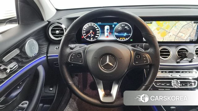 Mercedes-Benz E-Class W213 2018 Белый из Кореи, фото 4