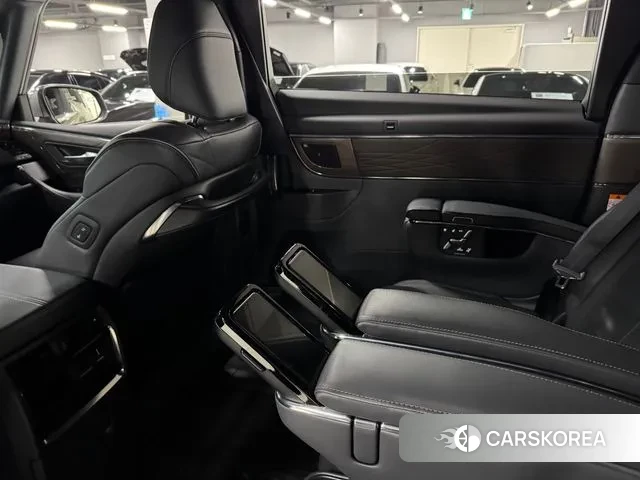 Toyota Alphard 4th Generation 2024 Черный из Кореи, фото 4