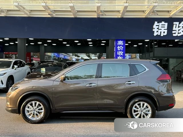 Nissan Qijun 2020 Коричневый из Китая, фото 4