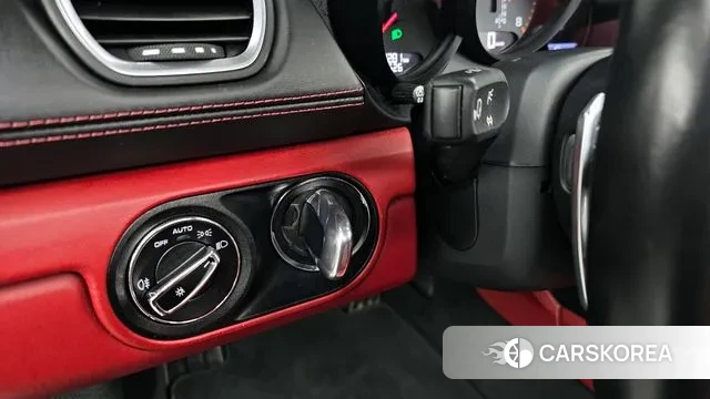 Porsche 718 Boxster 2020 Черный из Кореи, фото 4