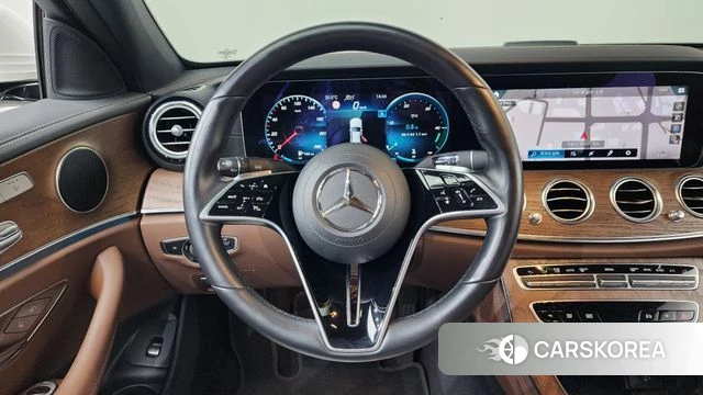 Mercedes-Benz E-Class W213 2021 Белый из Кореи, фото 4