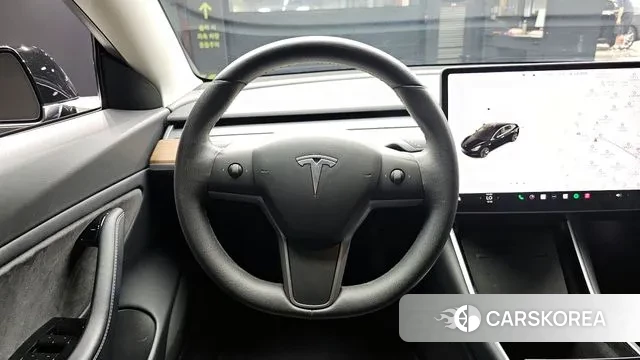 Tesla Model 3 2020 Черный из Кореи, фото 4
