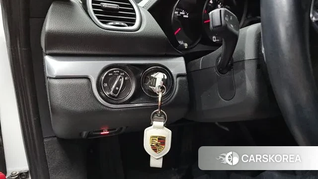 Porsche 718 Cayman 2018 Белый из Кореи, фото 4