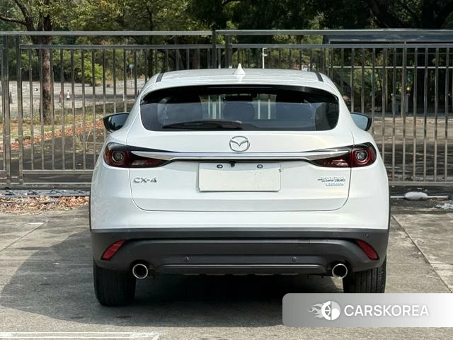 Mazda CX-4 2022 Белый из Китая, фото 4