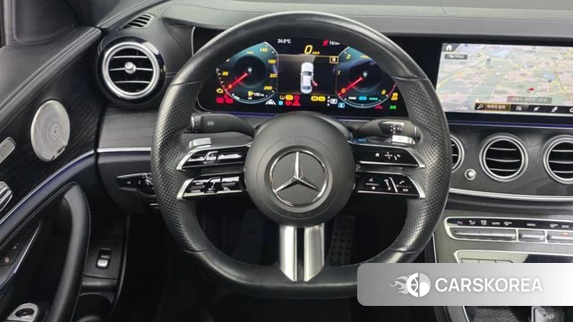 Mercedes-Benz E-Class W213 2022 Белый из Кореи, фото 4