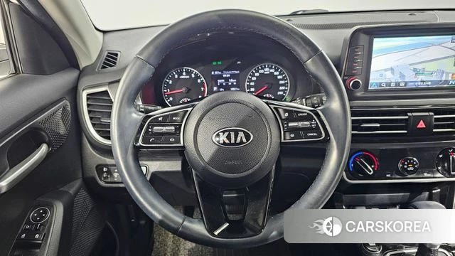 Kia Seltos 2021 Белый из Кореи, фото 4
