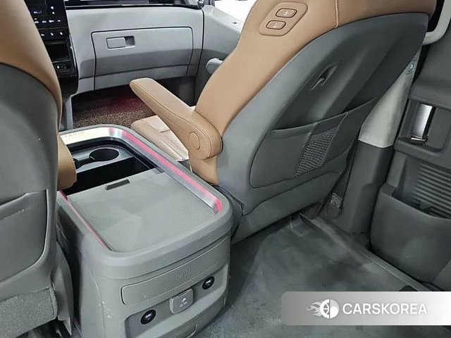 Hyundai Staria 2021 Черный из Кореи, фото 4