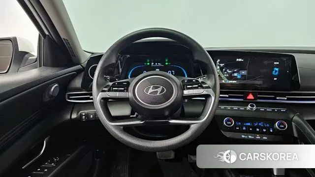 Hyundai The New Avante (CN7) 2023 Белый из Кореи, фото 4