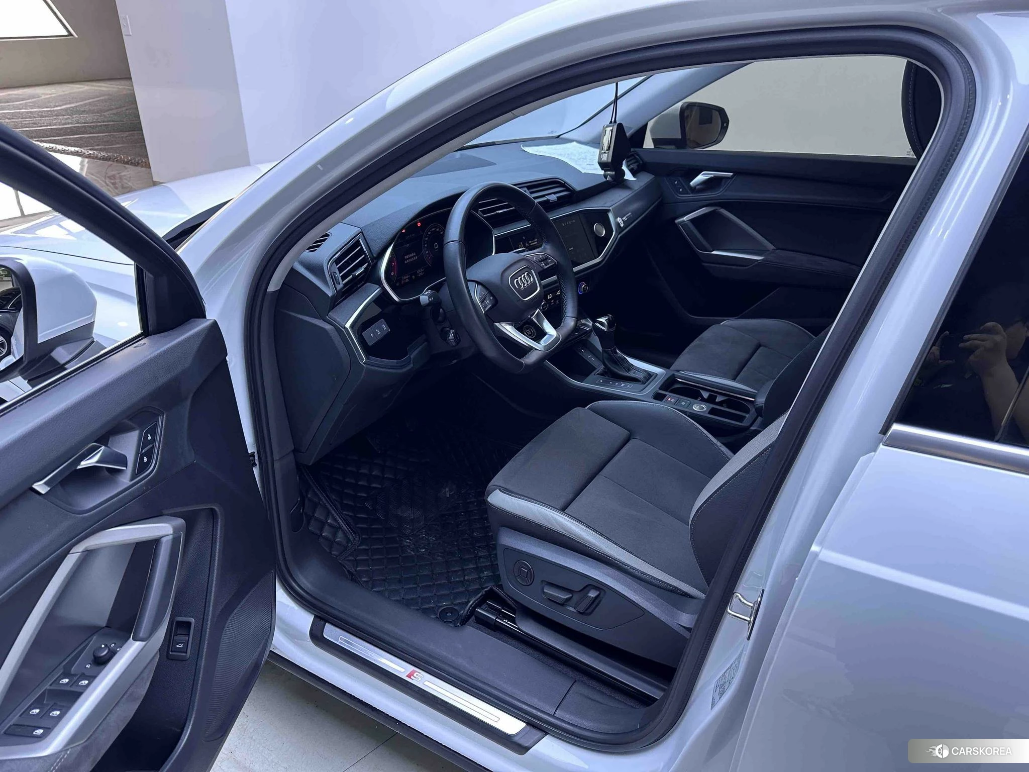 Audi Q3 2022 Белый из Китая, фото 4