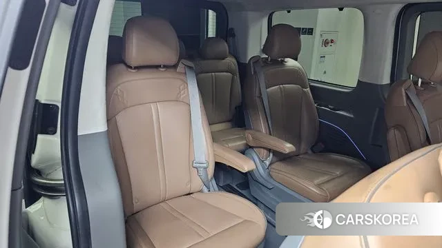 Hyundai Staria 2021 Белый из Кореи, фото 4