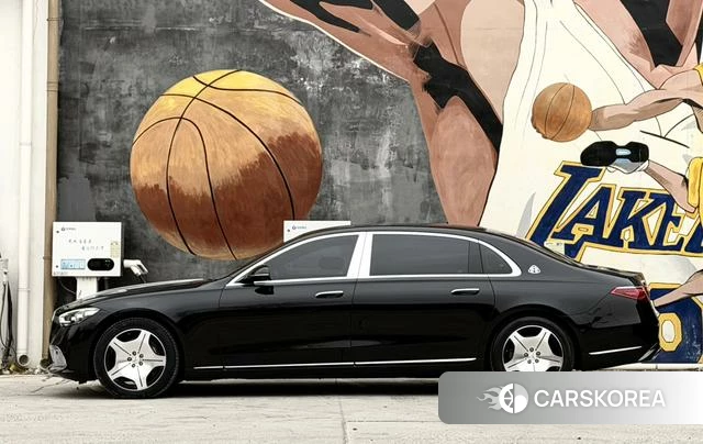 Mercedes-Benz Maybach S-class 2023 Черный из Китая, фото 4