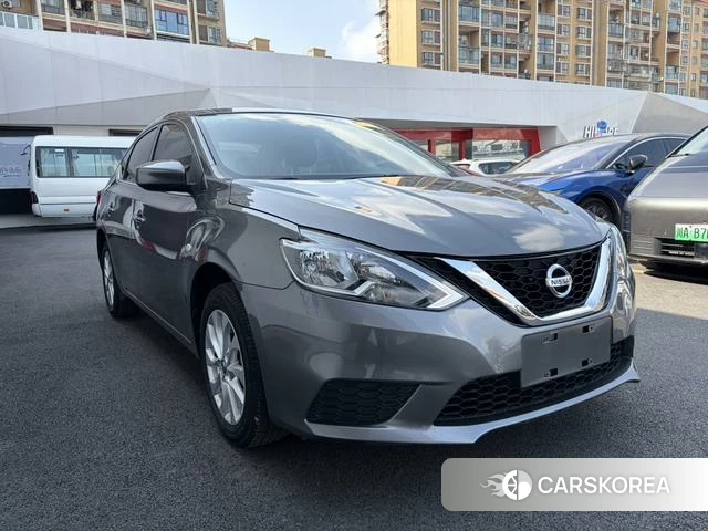 Nissan Xuan Yi 2023 Темно-серый из Китая, фото 4