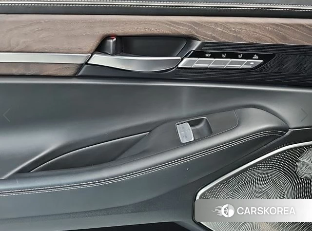 Genesis G90 id 4600096 из Кореи 4