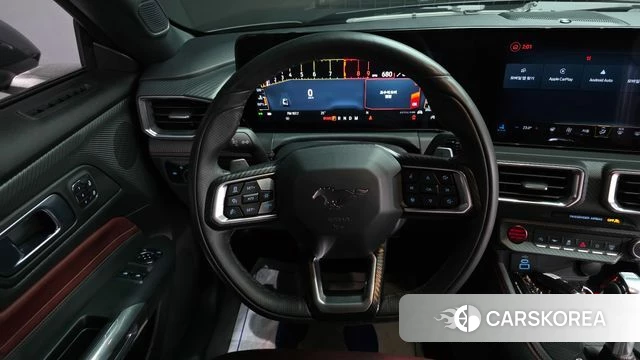 Ford Mustang 7th Generation 2024 Черный из Кореи, фото 4