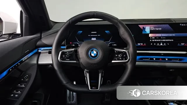 BMW i5 (G60) 2024 Белый из Кореи, фото 4