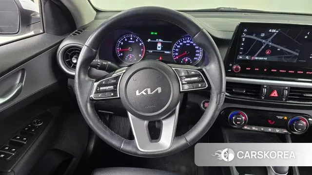 Kia The New K3 2nd generation 2022 Белый из Кореи, фото 4