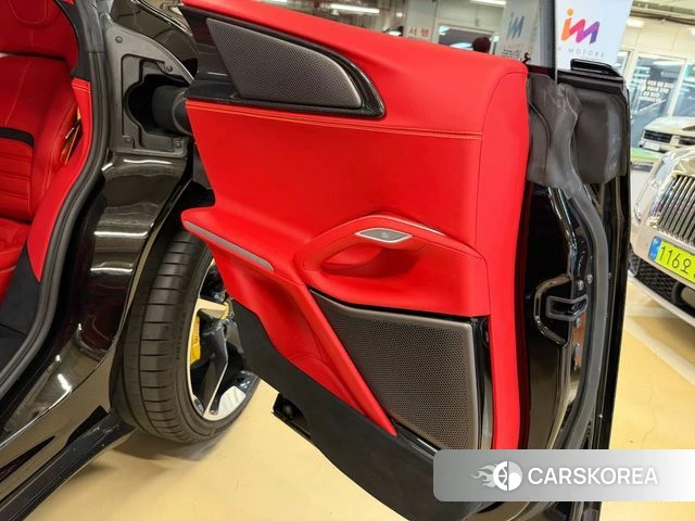 Ferrari Furosange 2025 Черный из Кореи, фото 4