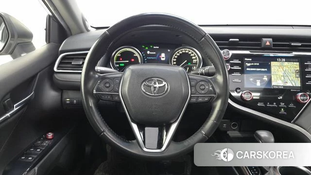 Toyota Camry (XV70) 2018 Серебряный из Кореи, фото 4