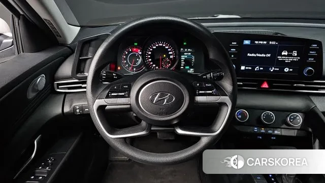 Hyundai Avante (CN7) 2022 Серебристо-серый из Кореи, фото 4