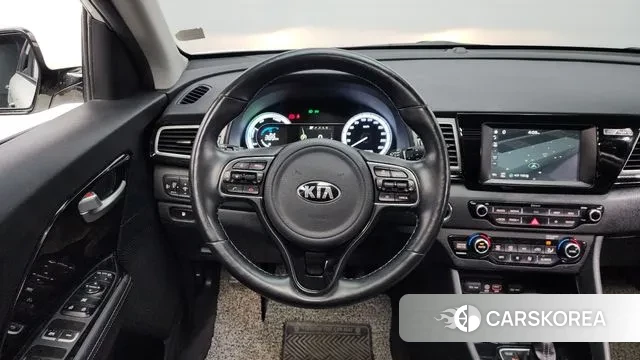 Kia Niro 2018 Белый из Кореи, фото 4