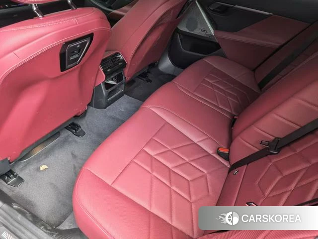 BMW 5 series 2024 Белый из Китая, фото 4