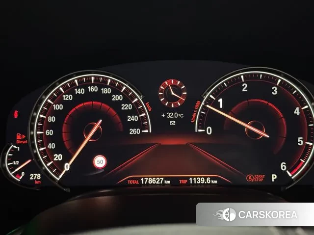 BMW 7 Series (G11) 2018 Синий из Кореи, фото 4