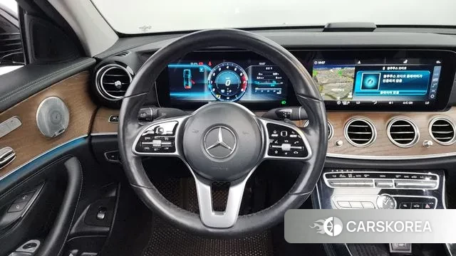 Mercedes-Benz E-Class W213 2018 Черный из Кореи, фото 4