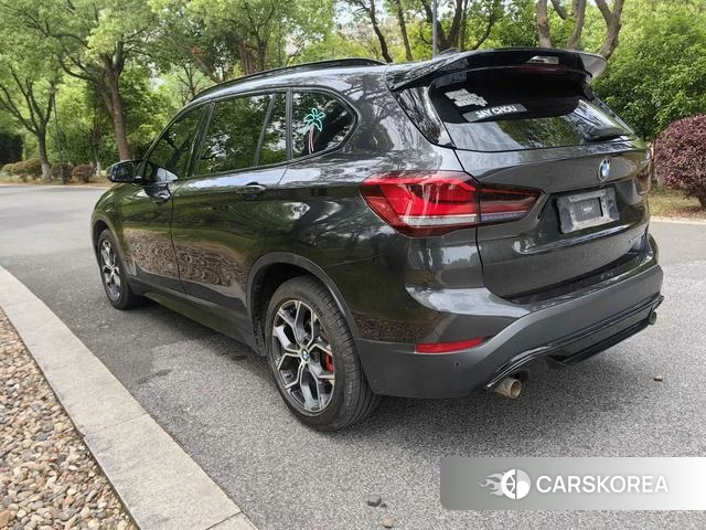 BMW X1 2021 Темно-серый из Китая, фото 4