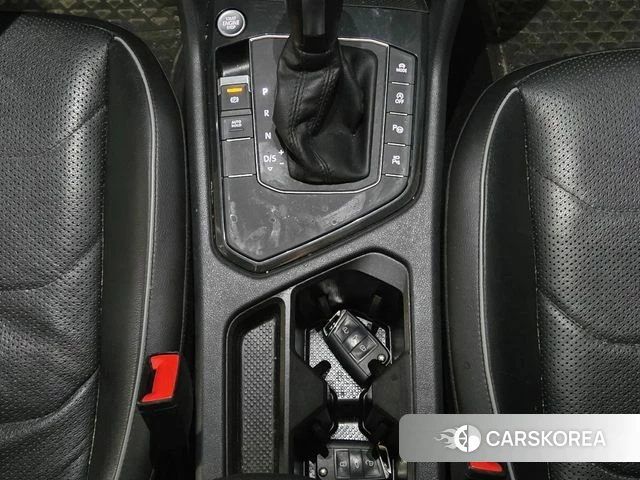 Volkswagen Tiguan second Generation 2020 Серый из Кореи, фото 4