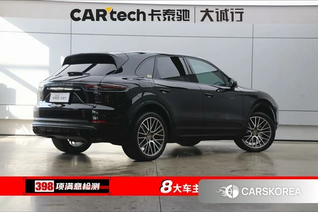 Porsche Cayenne 2023 Черный из Китая, фото 4