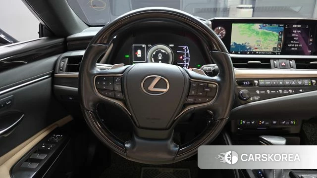 Lexus ES300h 7th generation 2019 Песочный из Кореи, фото 4