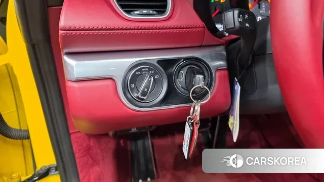 Porsche 718 Boxster 2021 Желтый из Кореи, фото 4