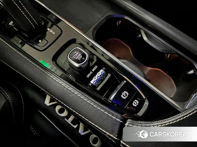 Volvo XC90 second Generation 2021 Белый из Кореи, фото 4