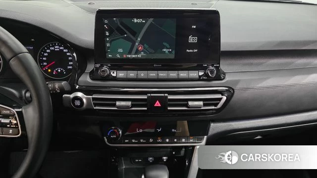 Kia Seltos 2022 Белый из Кореи, фото 4