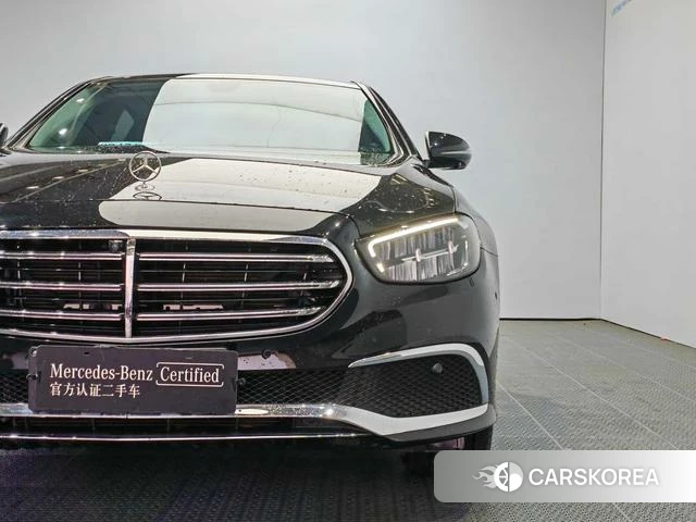 Mercedes-Benz E-class id 3888655 из Китая 4