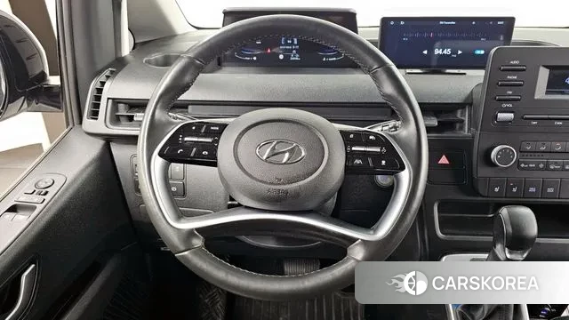 Hyundai Staria 2023 Белый из Кореи, фото 4
