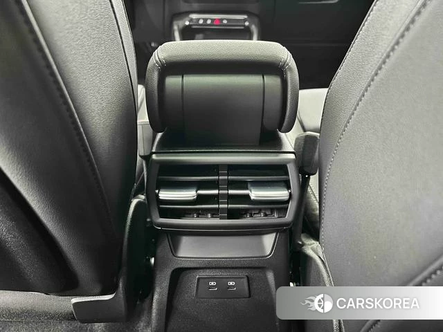Audi A3 2023 Белый из Китая, фото 4